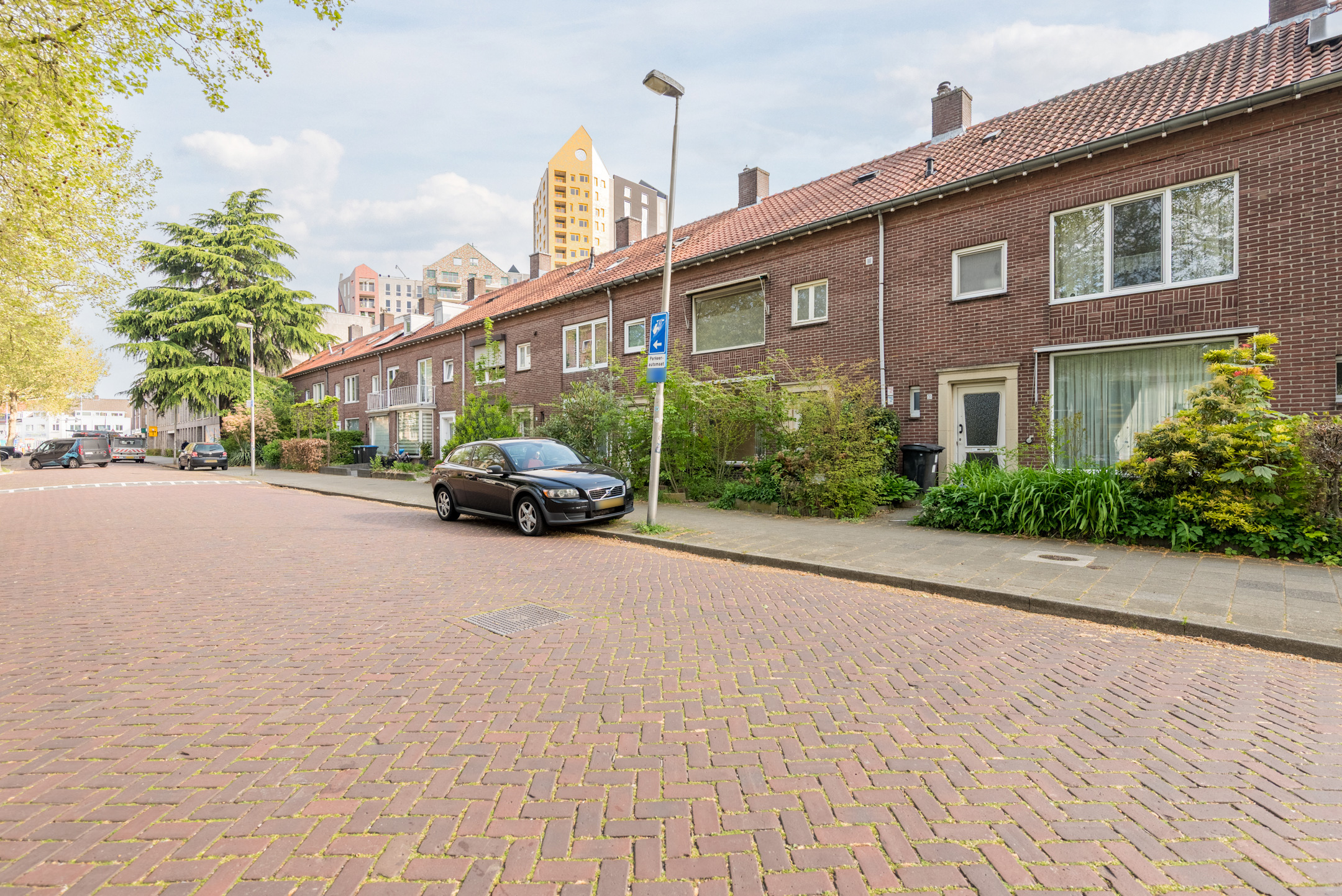 Eindhoven – Johannes van der Waalsweg 29