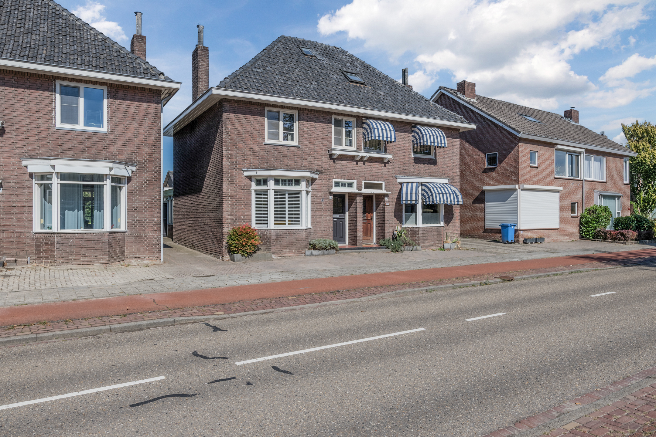 Veldhoven – Dorpstraat 149